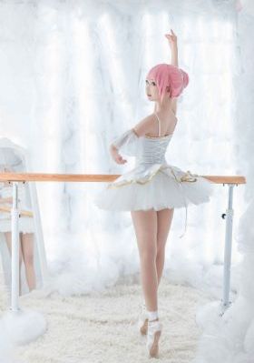 在厨房里征服美艳老师视频_BD手机在线观看